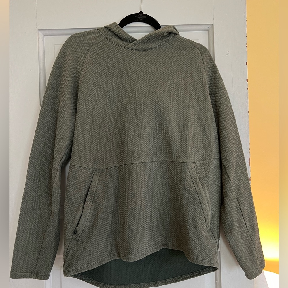 Lululemon men’s hoodie green